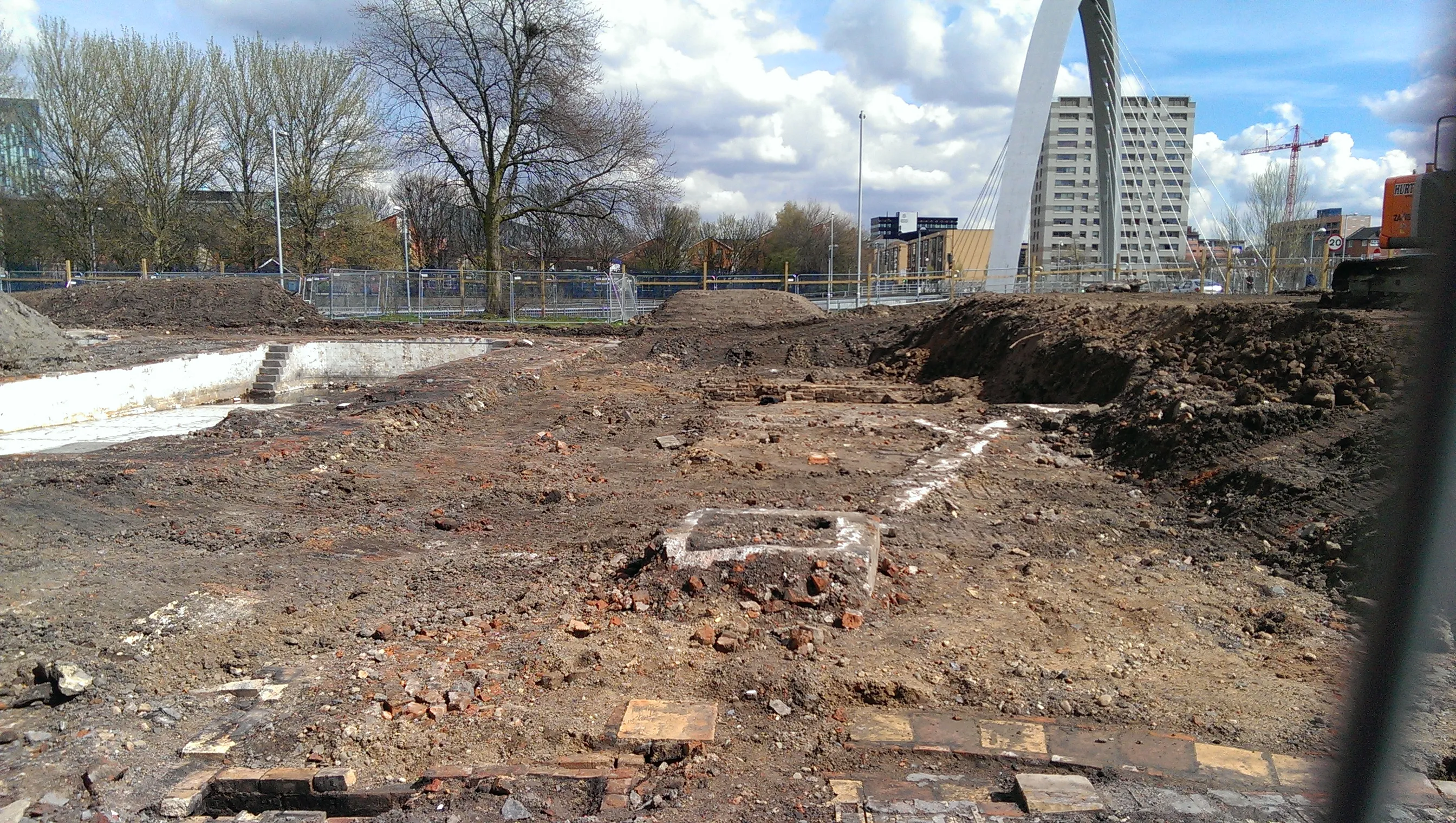 Leaf Street Baths today - deteriorated condition